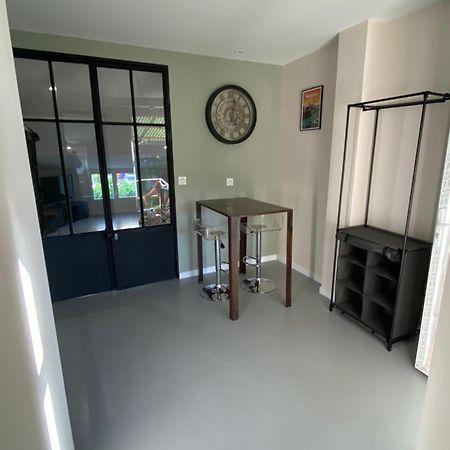 L Atelier Du Golf Apartment Perigueux Bagian luar foto